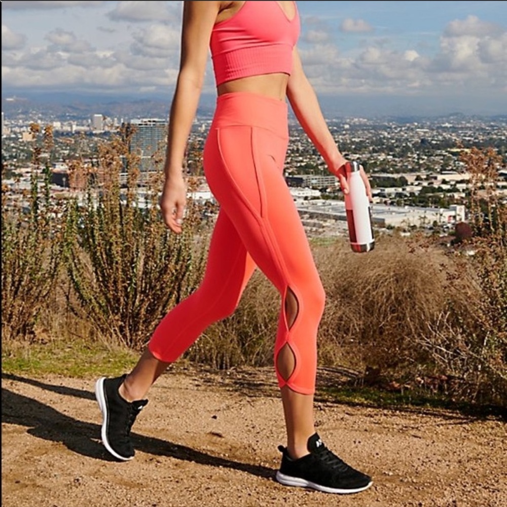 NWT FP Movement 3/4 infinity leg leggings